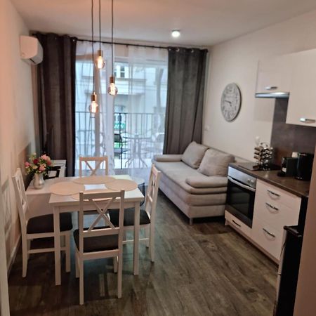 Apartman - Centrum Bratislava Eksteriør bilde