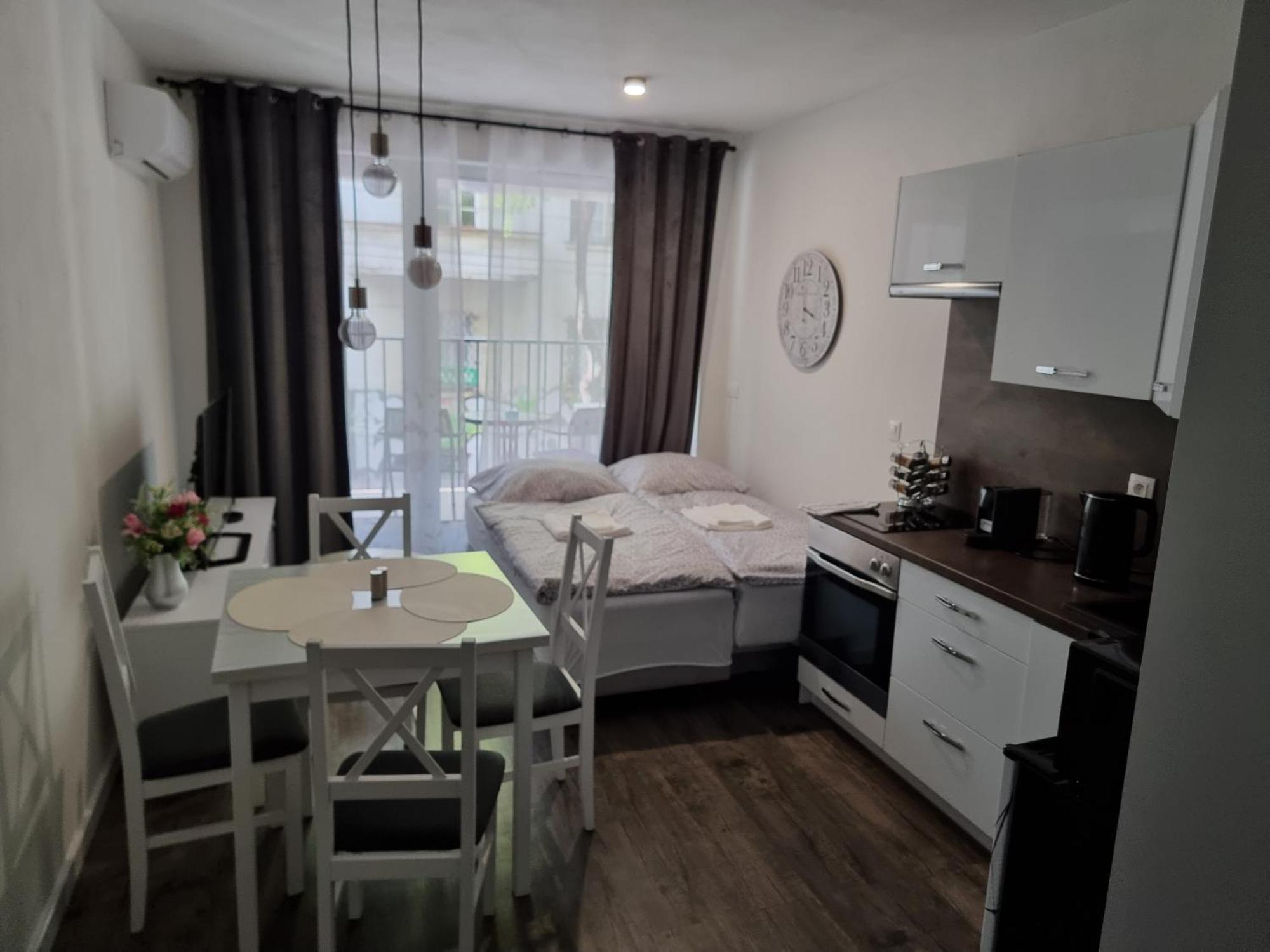 Apartman - Centrum Bratislava Eksteriør bilde